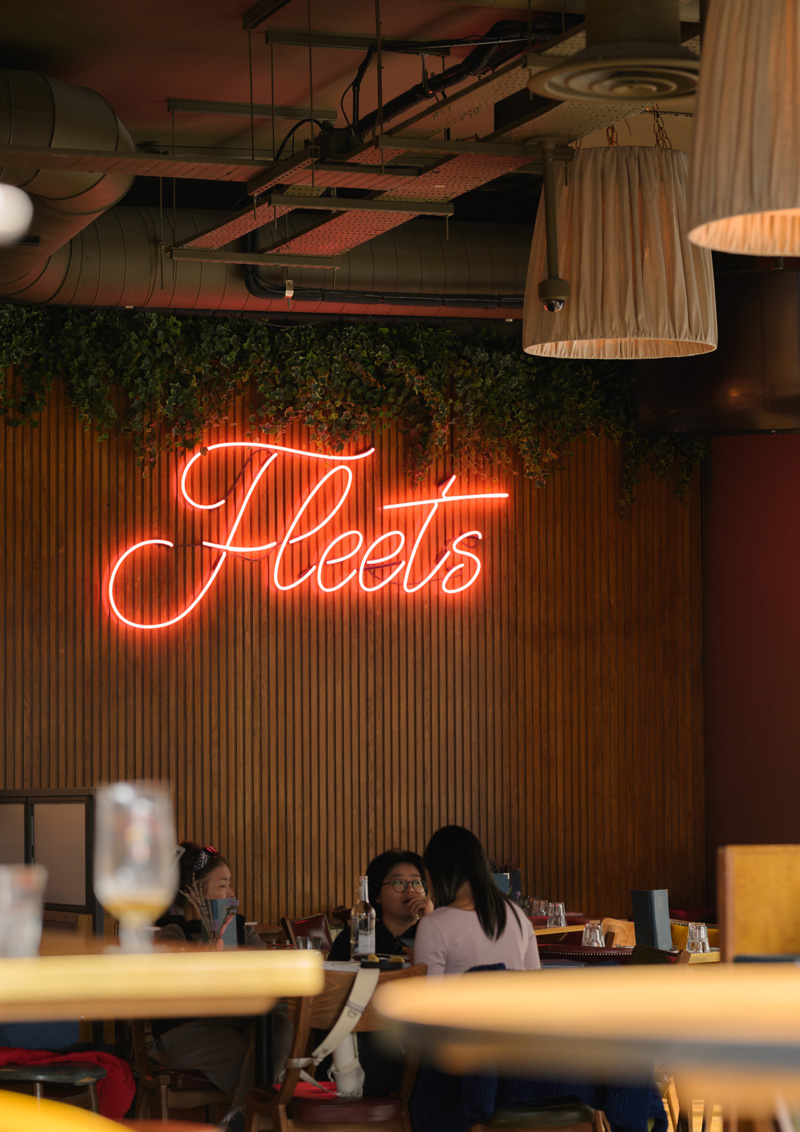 Fleets Bar & Kitchen